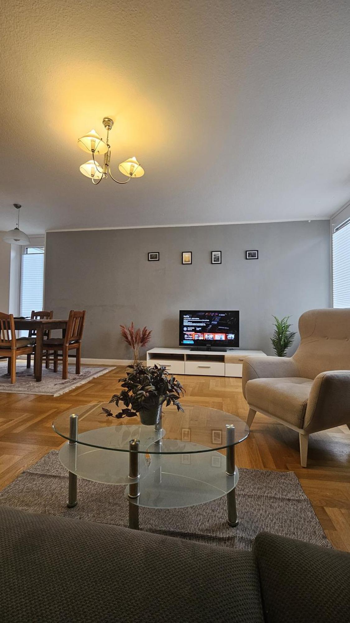 80 M2 Moderne Und Zentrale Wohnung In Hannover Mit Eigenem Parkplatz Εξωτερικό φωτογραφία